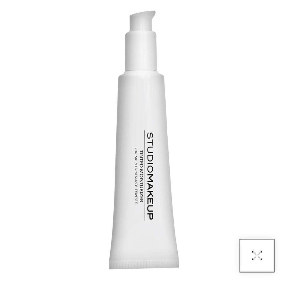 Studio makeup tinted moisturizer